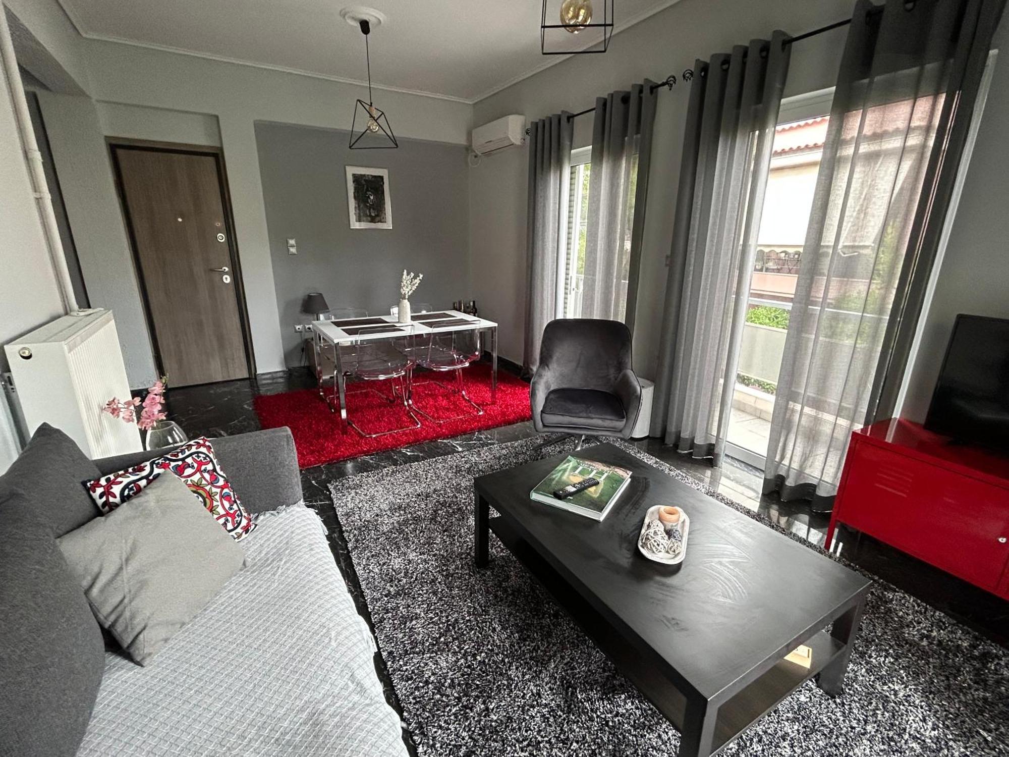 Beautiful Apartment Next To Metro Station Athén Kültér fotó